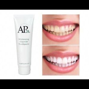 Whitening Flouride toothpaste